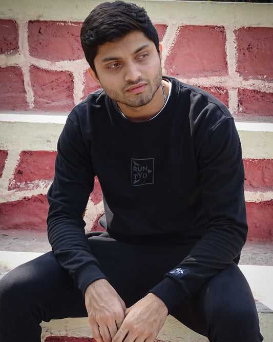 Unisex Slim Fit Black Sweatshirt